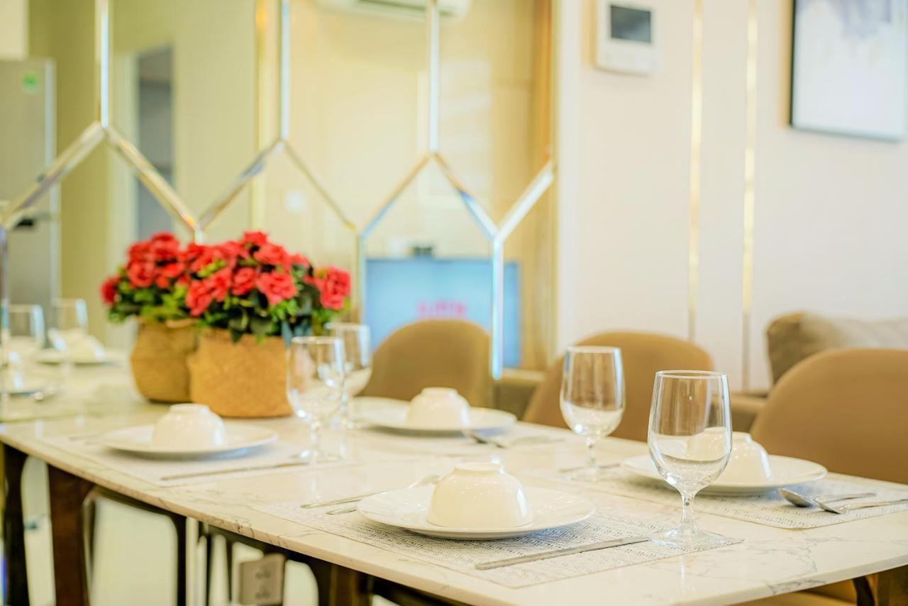 Sojo Lumiere Aparts - Terra Royal, Luxury And Central Spot Ho Chi Minh City Exterior photo