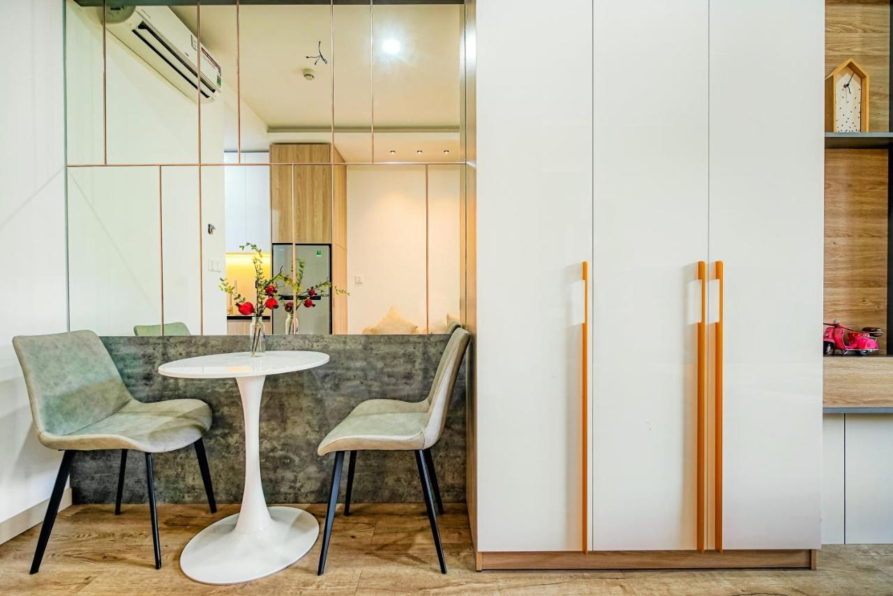 Sojo Lumiere Aparts - Terra Royal, Luxury And Central Spot Ho Chi Minh City Exterior photo